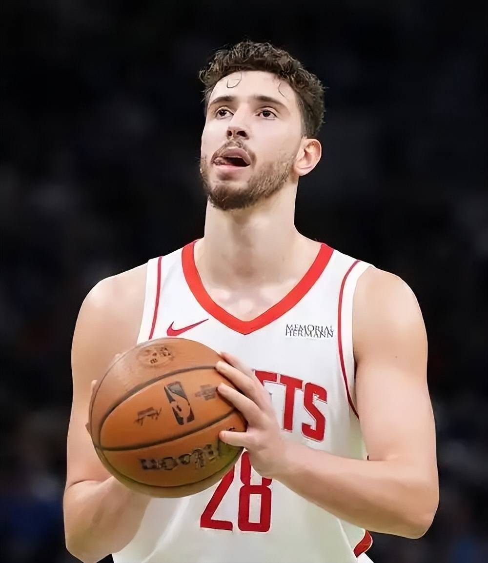 Kaiyun Sports-开云体育-包含阿贾克斯关键时刻手感冰凉葡萄牙体育单刀错失备战欧冠之后，风云突变休斯敦火箭赛后篮板制胜的词条