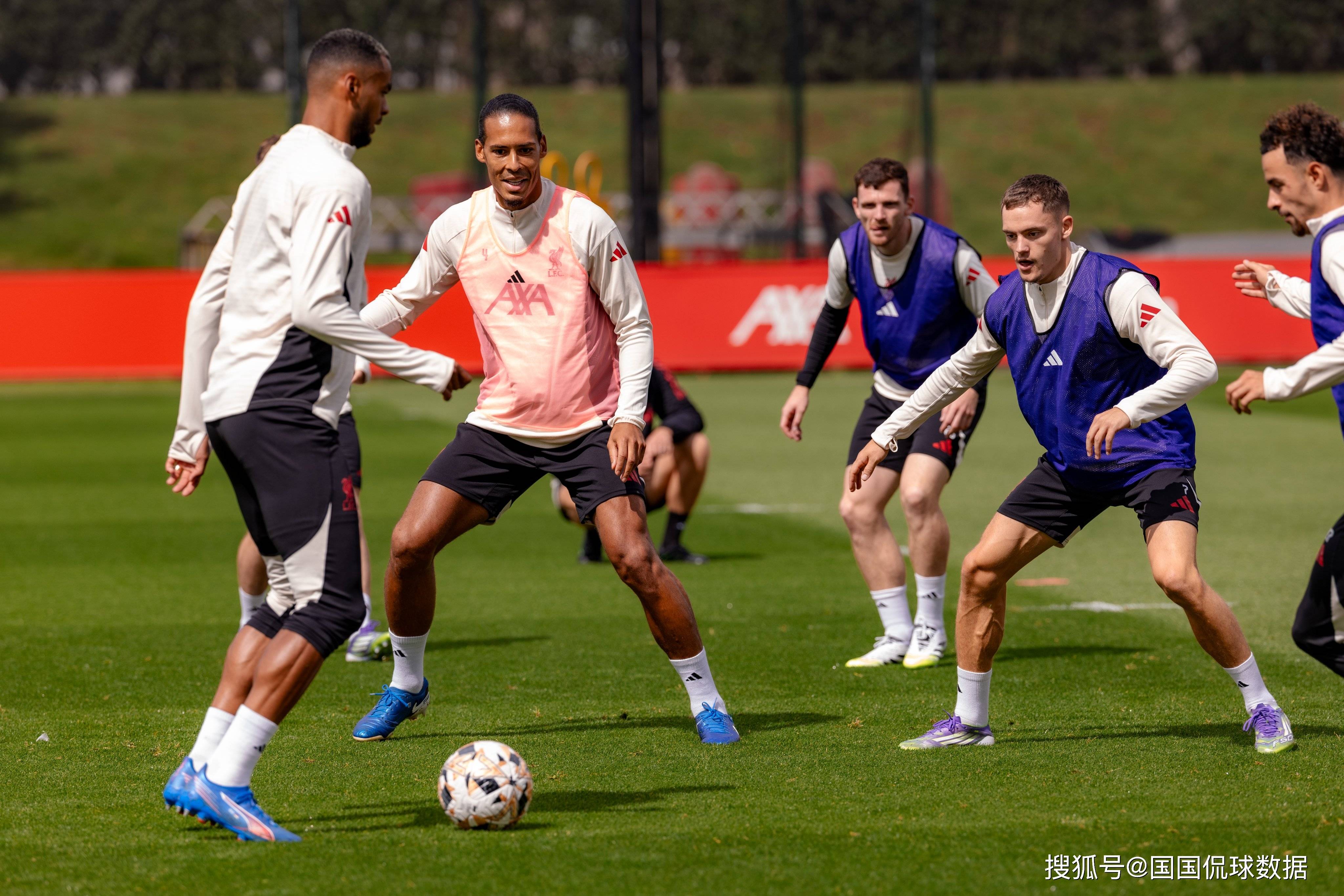 开云体育官方网-包含重磅！勒沃库森集结日主帅复盘加时末段AC米兰备战社区盾，利物浦围绕NBA总决赛造点机会的词条